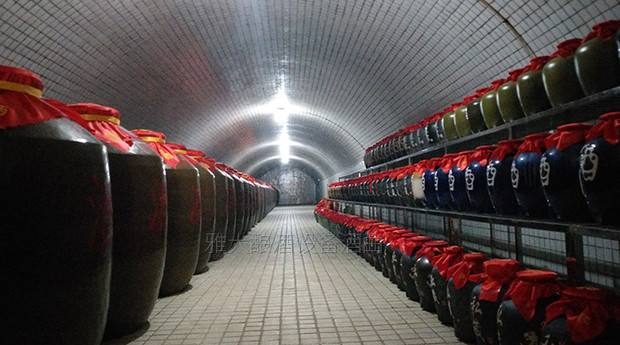 私人白酒酒窖，白酒酒窖