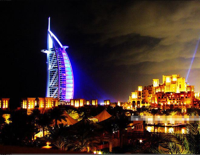 阿联酋人口有多少，阿联酋人口