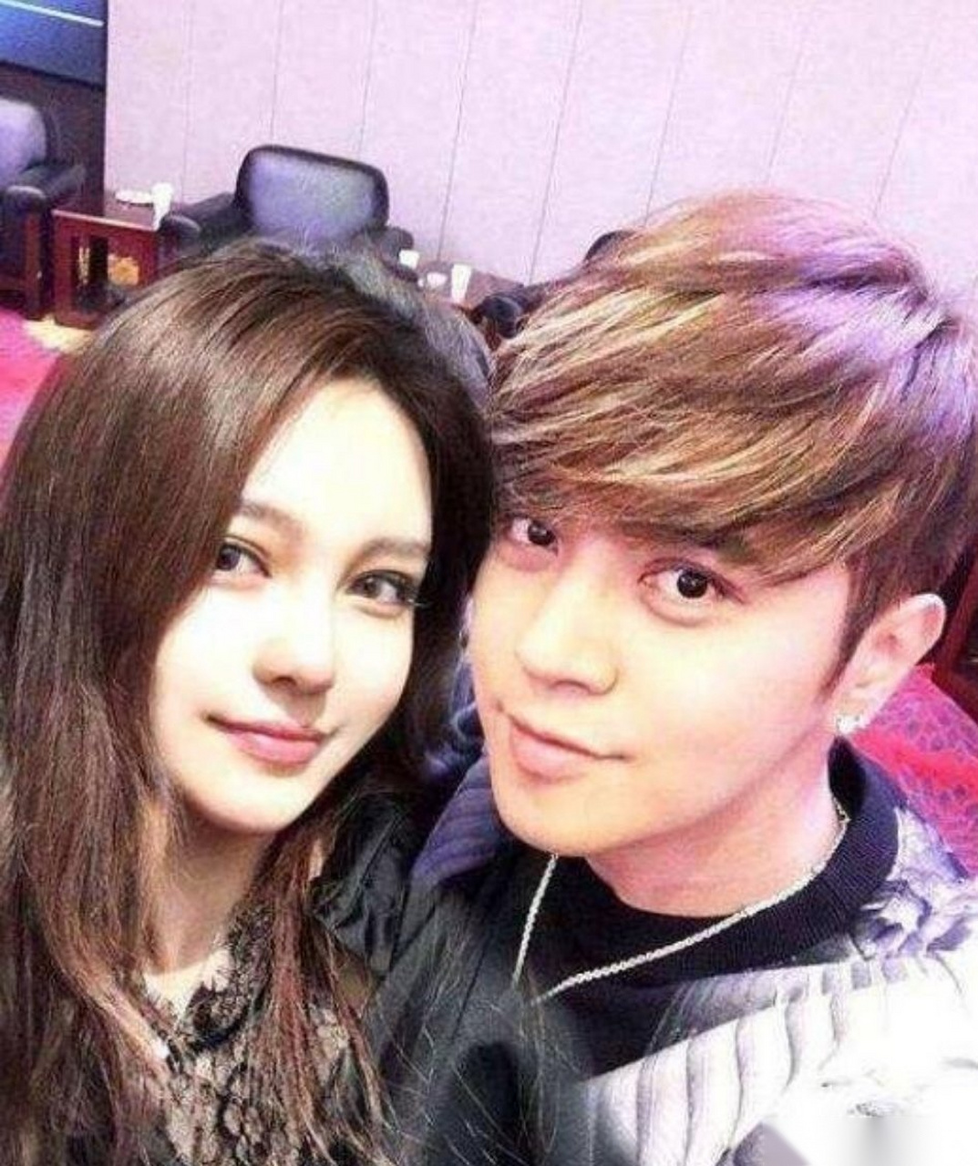 爱到心破碎也别去怪谁只因为相遇太美下一句，爱到心破碎也别去怪谁只因为相遇太美